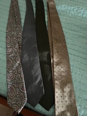 Assorted Men's Silk Ties in Paisley, Navy, Olive, and Taupe